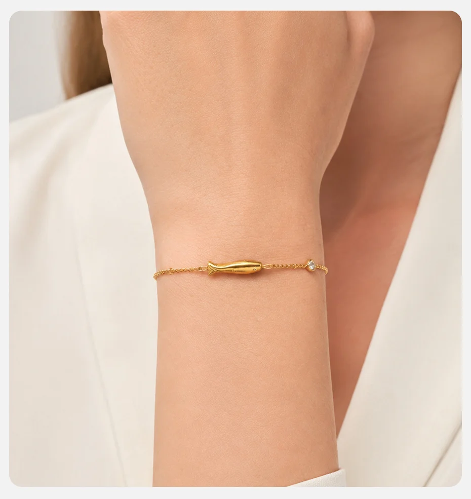 Vnox Minimalistisches AAA Zirkon Armband für Frauen Vergoldeter Edelstahl Fisch-Charm Gliederkettenarmband Sommer Täglicher Schmuck – Detail 2