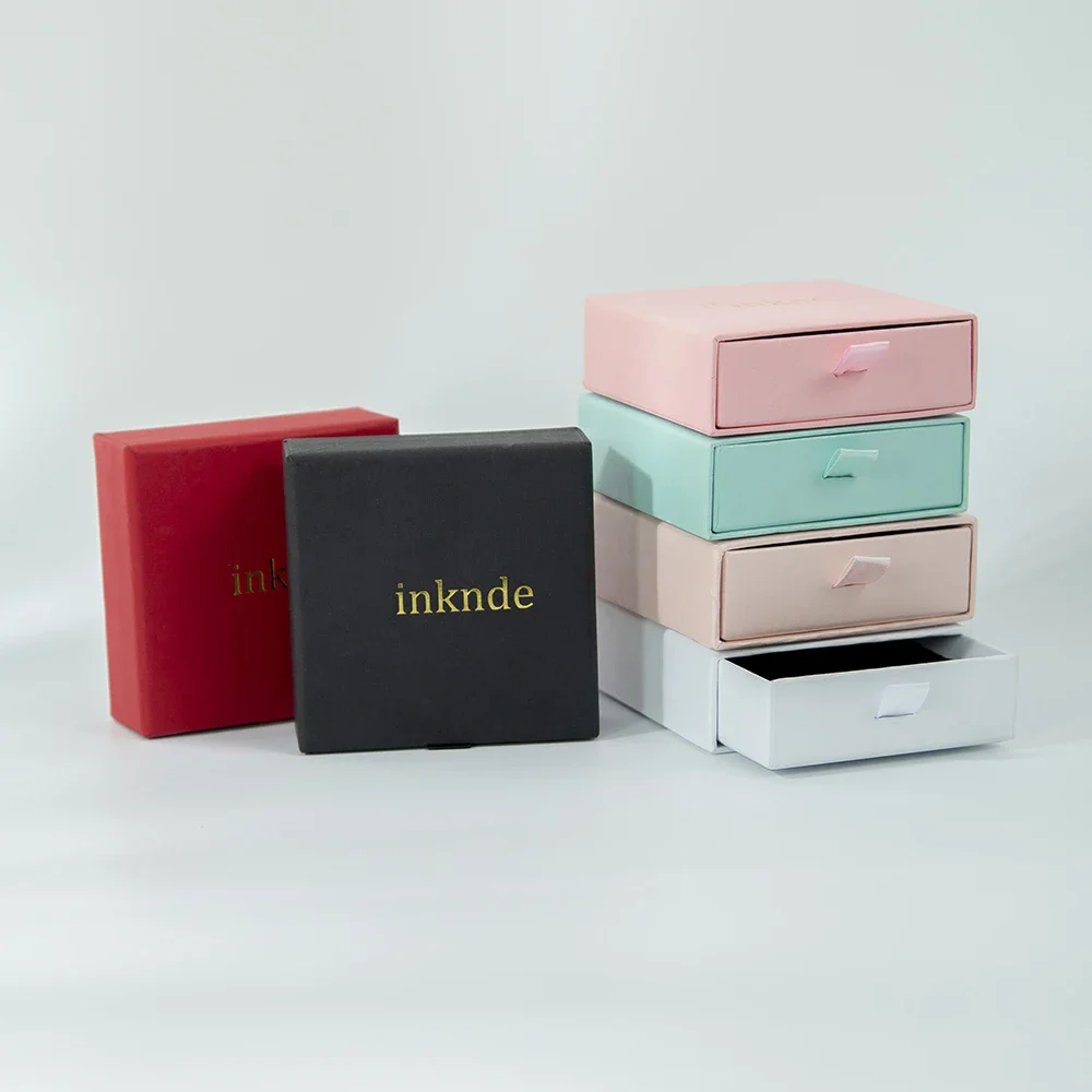 Black Paper Boxes Case 8x8x2.5cm Custom Logo Cardboard Sliding Box Jewelry Packaging Ribbon Drawer Gift Earrings Rings Bracelet
