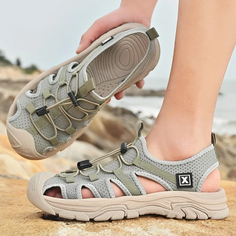Summer Men's Sandals Outdoor Closed Toe Hiking Sandals Casual Beach Walking Slippers Lightweight Travel Breathable Wading Shoes