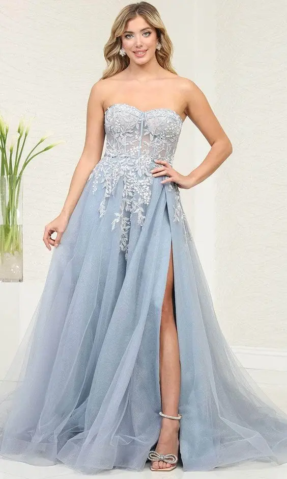 

Gray Prom Dresses Tulle Lace Applique Strapless Sweetheart A Line with Slit Formal Party Women Evening Gowns Speical Occasion