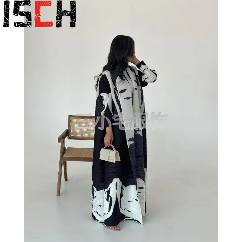 Plisy Retro Printed Pleated Windbreaker Women\'s Patchwork Collar Belt Long Windbreaker Jacket Saudi Arabia New Muslim Abaya