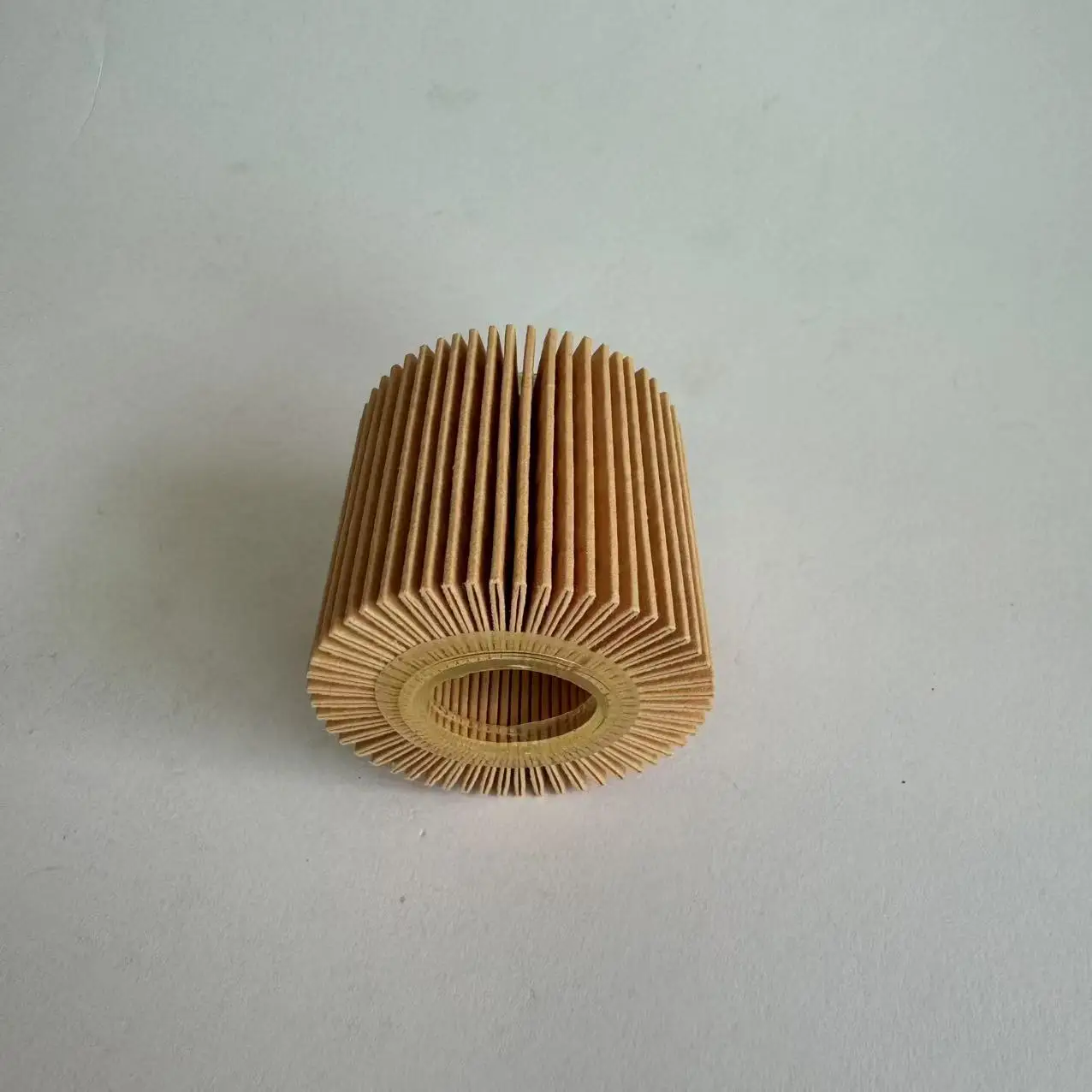 LEWEDA High Quality 04152-31090 Oil Filter For Toyota Camry RAV4 Highlander Lexus RX350 Replace 04152-YZZA1 04152-37010