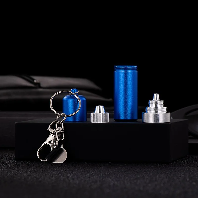 Metal Mini Portable Kerosine Lighter Oil Pot Small Oil Tank Keychain Pendant Mini Alcohol Bottle 10ml