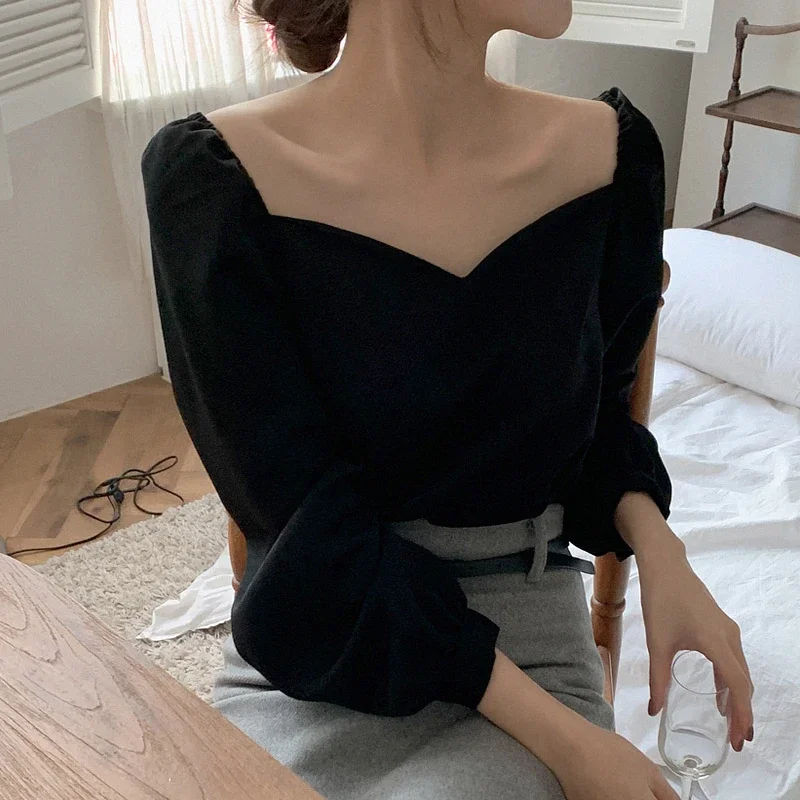 New Korean Style Vintage Blouse Women Petal Collar Long Sleeve Black Shirt Sexy Clavicle Ladies Elegant Tops Blusas Mujer 13101