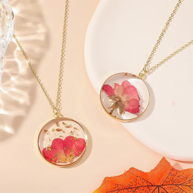 Summer new resin dried flower necklace handmade Epoxy immortal flower pendant niche Mori plant dried flower jewelry women
