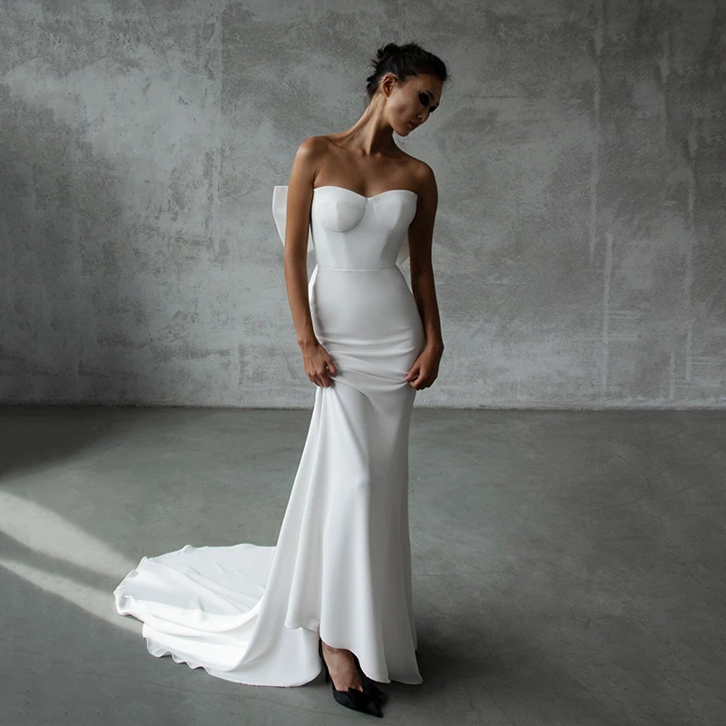 

Eightree White Mermaid Wedding Dresses Sweetheart Bow Sweep Train Button Bridal Dress Evening Wedding Ball Prom Gowns Customized