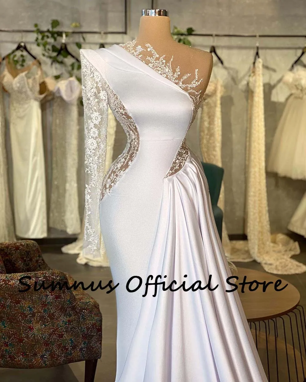 Sumnus lindo branco cetim vestidos de casamento um ombro rendas apliques luxo dubai sereia vestido de noiva com trem drapeado 2023