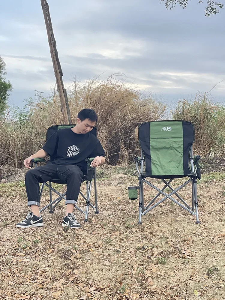 Folding chairs, portable beach , fishing , camping, barbecue, home sketching , tables