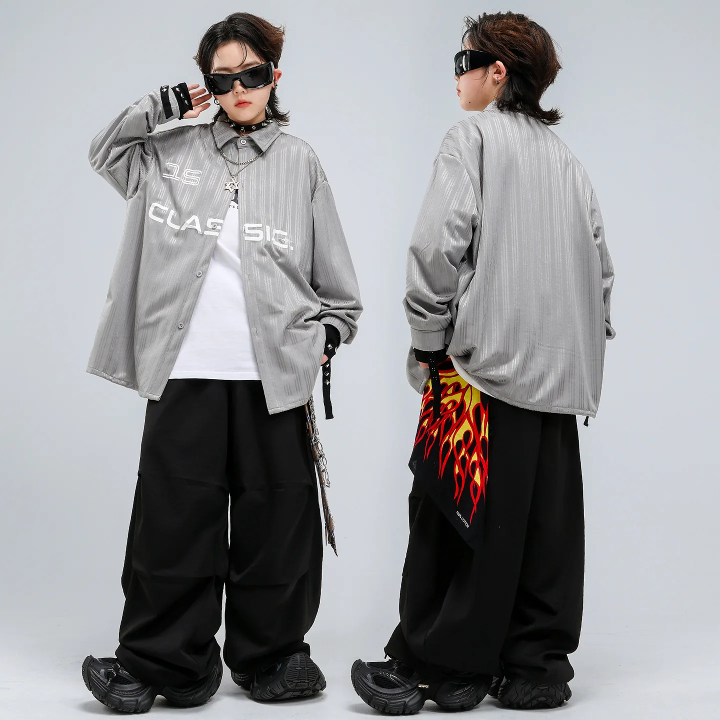 

Kid Kpop Hip Hop Clothing Siver Gray Striped Shirt Black Curved Blade Parachute Pants for Girl Boy Street Dance Costumes Clothes