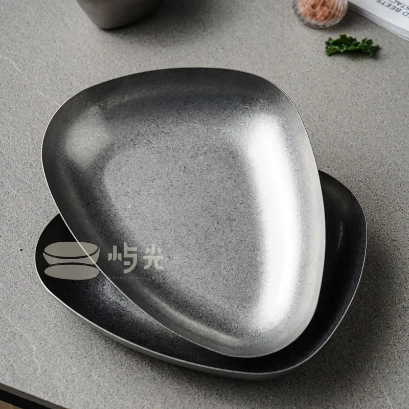 Yuguang retro creative special-shaped tableware 304 stainless steel plate commercial triangle bowl high-end plate dessert plate