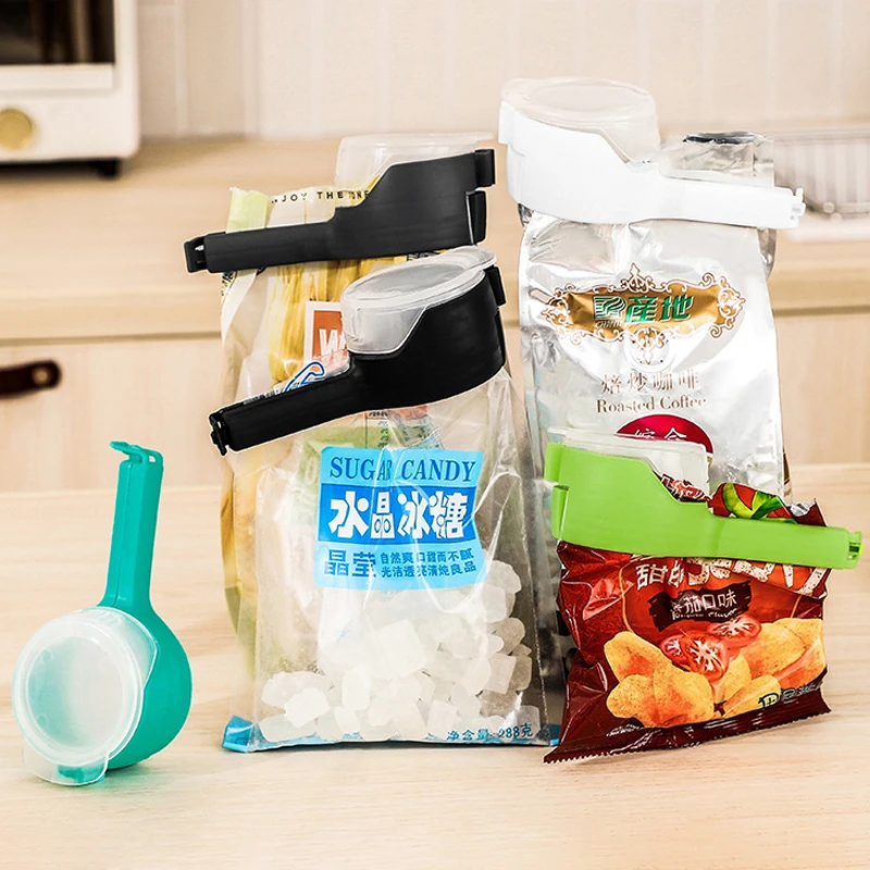 1 Pc Plastic Food Freshness Moisture-proof Bag Clip Milk Carton Sealing Clip with Pourers Snack Bag Sealer Kitchen Organizers