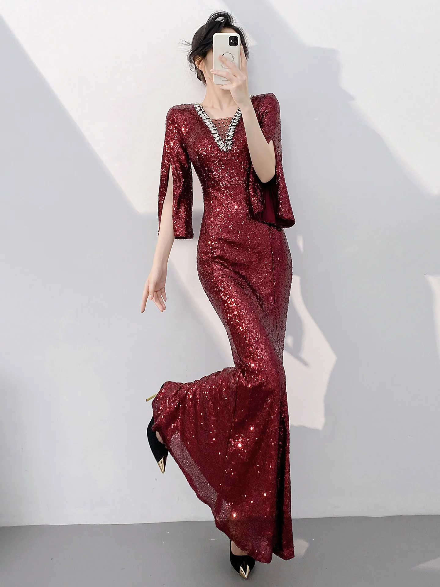 

Элитное женское вечернее платье 2026 года, новинка, для свадебного банкета, для ведущей, цвета бургунди, с пайетками, фасон «рыбий хвост», модное, длинное