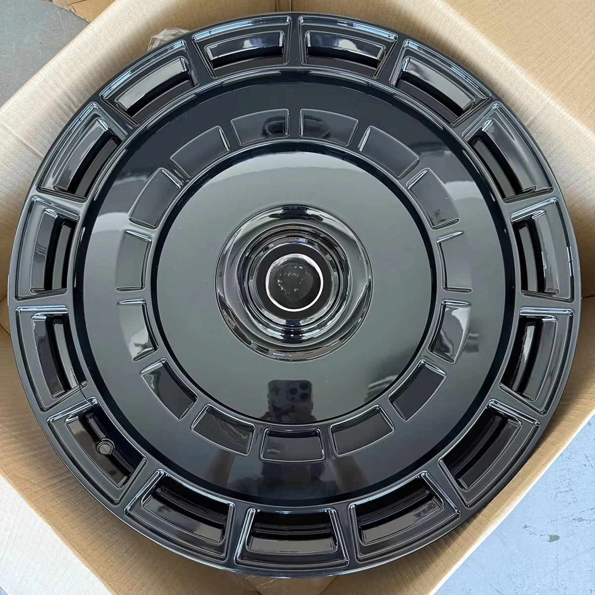 

High quality 6061-T6 cast aluminum alloy wheels 20-26 inches 5 * 130/120/112 PCD bright black coating new