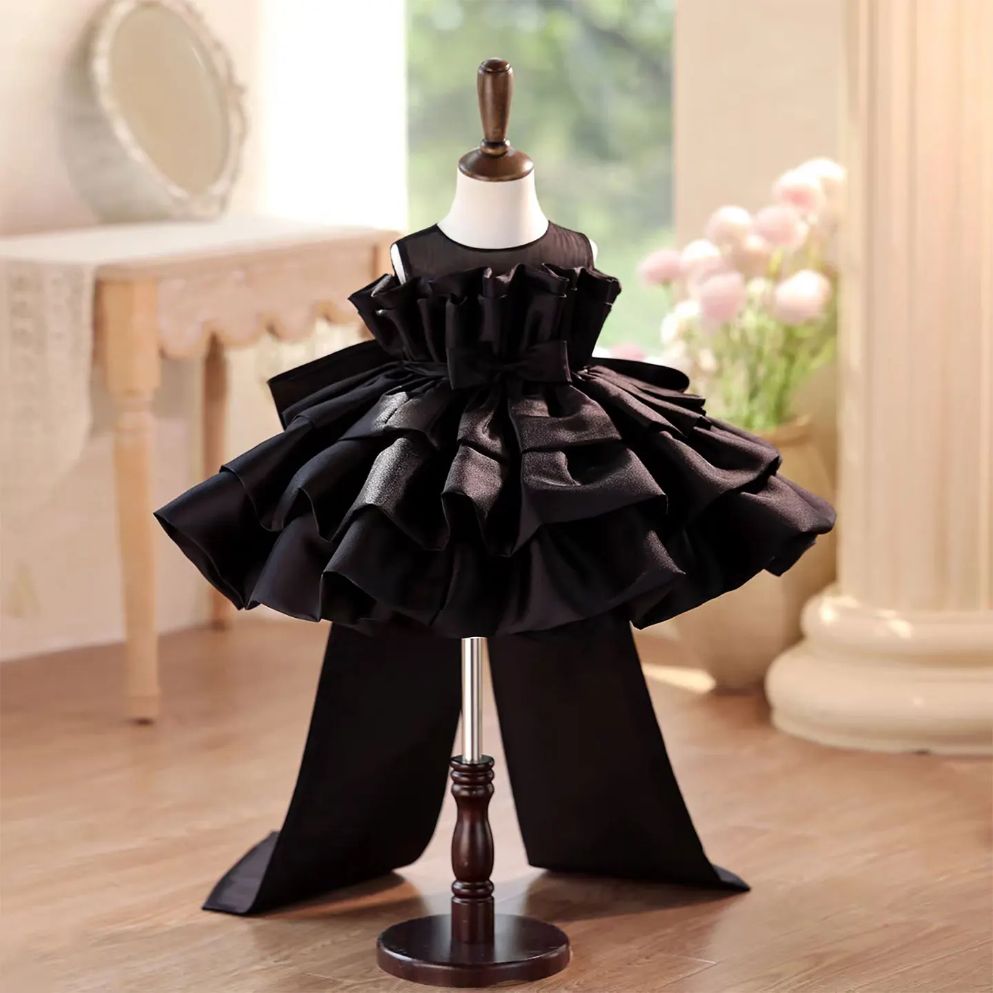 

Dreamy Vow Noble Black Burgundy Baby Girl Dress Ruffle Tiered Princess Party O-Neck Sleeveless Knee-Length Ball Gown D128