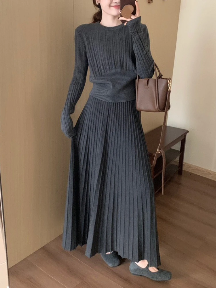 

Korean Sle Sweater Knitted Long Sve Two-Piece Set ey Midi Skirt Fene Ele Spring Autumn Faion Ladies Suit