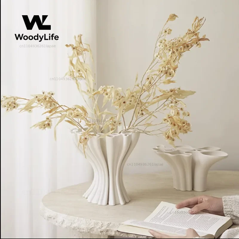 Ceramic Ornaments Abstract Geometry White Ceramic Vase Flower Arrangement Accessories Irregular Petals Coral Shapes Ornaments