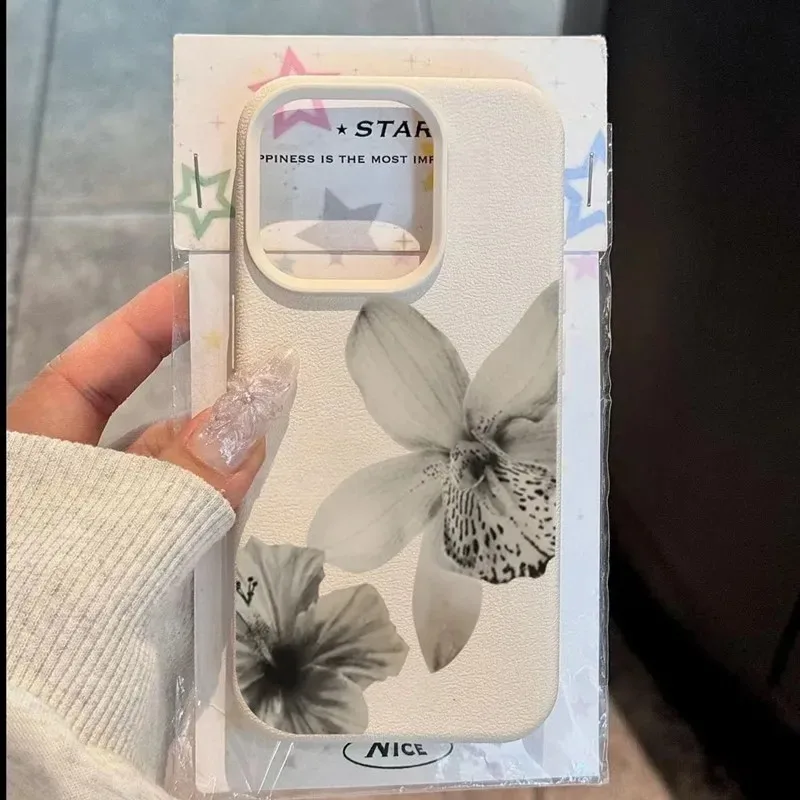 Black & White Floral Pattern Phone Case For iPhone 16 17 15 14 Pro Max 12 11 13 Plus 17 Air Lichee Pattern Soft Phone Cover