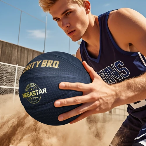 Imagen 1 del producto Pelota de baloncesto antideslizante de cuero compuesto de tamaño 5/6/7 para exteriores, pelota de entrenamiento de equipo de tacto suave y duradera mejorada, color negro y dorado