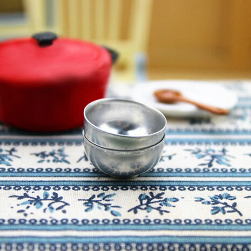 2 ピース/セットドールハウスミニチュア鉄ボウルモデル 1:12 ミニドールハウス DIY 装飾装飾品アクセサリー