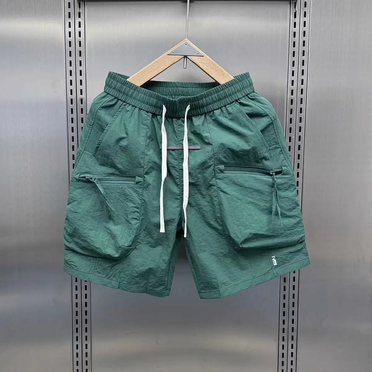 2025 กางเกงขาสั้นฤดูร้อนผู้ชายหลายกระเป๋าน้ําหนักเบาสบายๆกางเกงสําหรับชายยุทธวิธีออกกําลังกายStreetwearกางเกงขาสั้นกลางแจ้ง 401