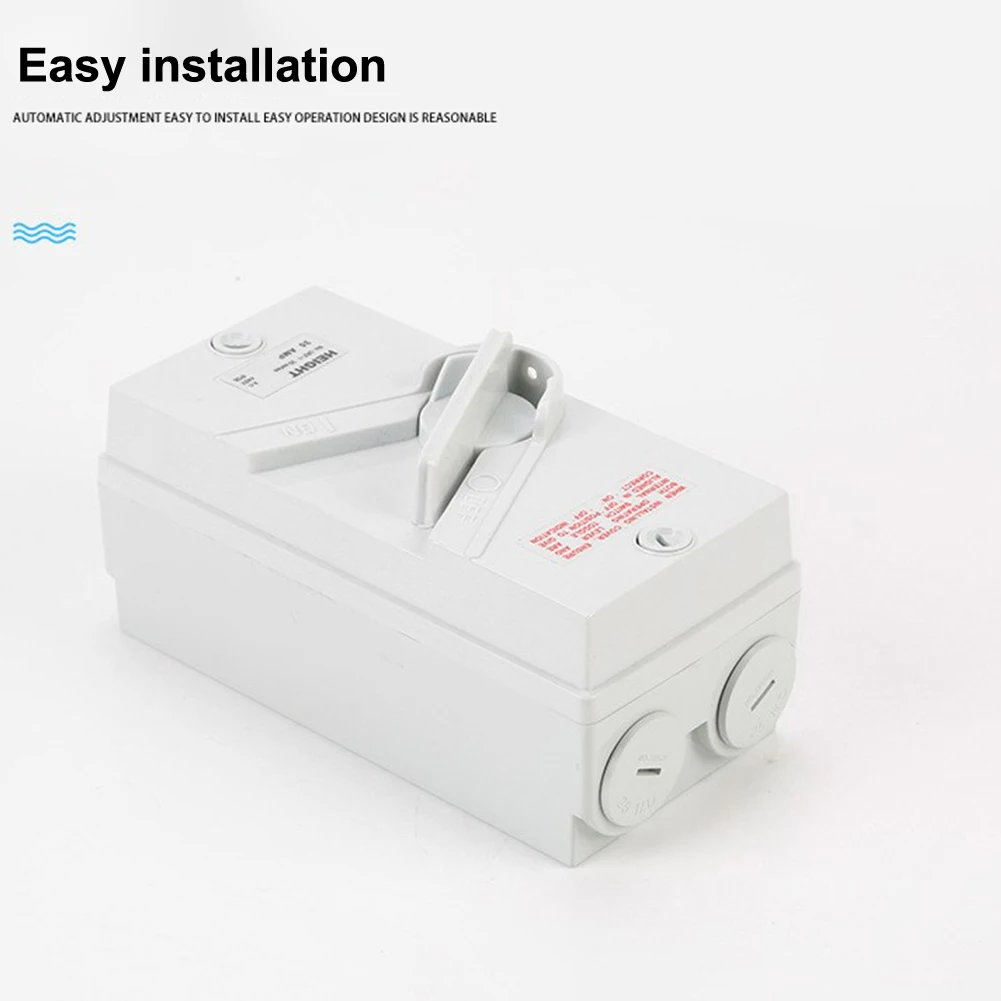 IP56 Waterproof 3 Pole Disconnect Switch 63A Breaker Box with Silver Contacts for Enhanced Conductivity and Durability