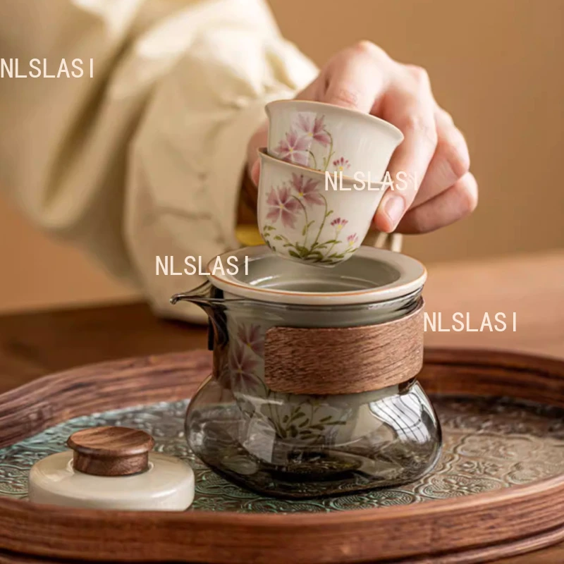 Hand-painted Daisy Travel Teaware Set Portable Tea Set Personal Outdoor Ceramic Tea Making Small Set 1 Pot and 2 Cups