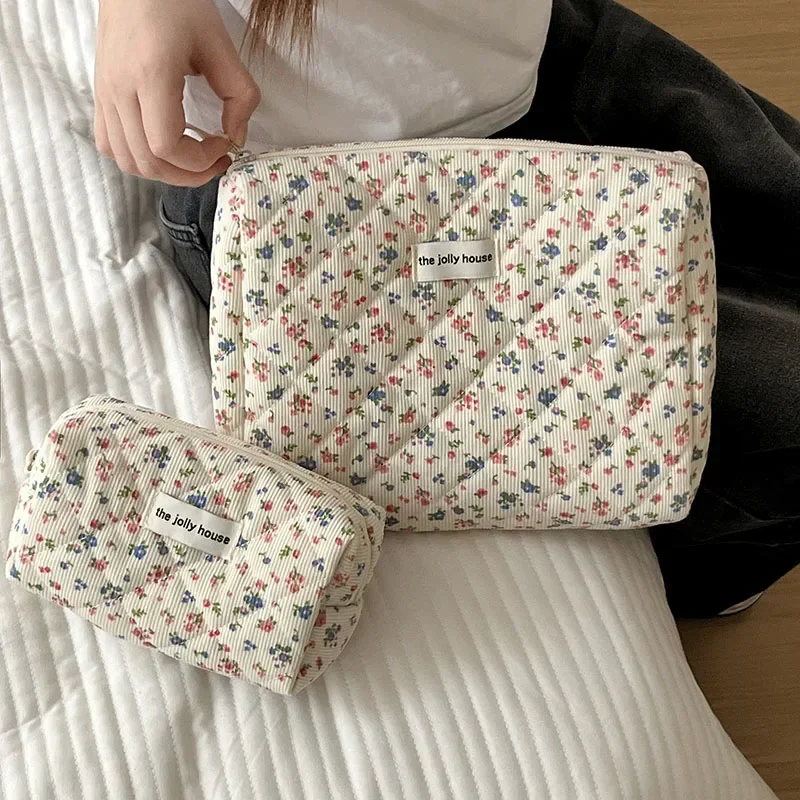 Lovely Floral Stitching Corduroy Cosmetic Bag For Storing Skin Care ltems Lipsticks Accessories Travel Necessity Birthday Gift