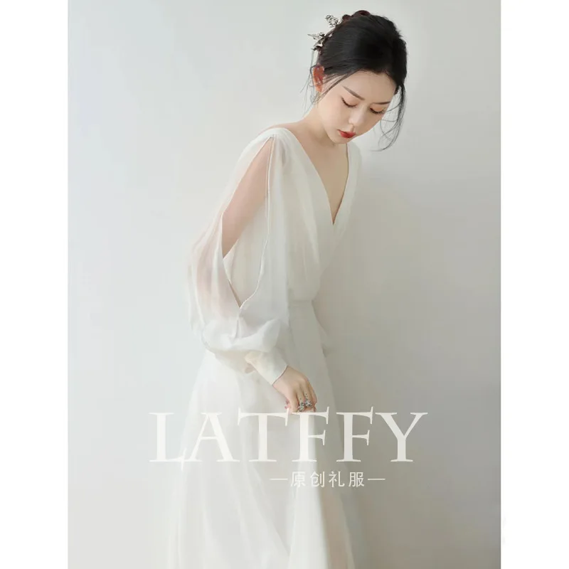 

White Chiffon Engagement Evening Dress for Women, Elegant and Fairy-like, Suitable for Banquets, Marriage Registration, French S