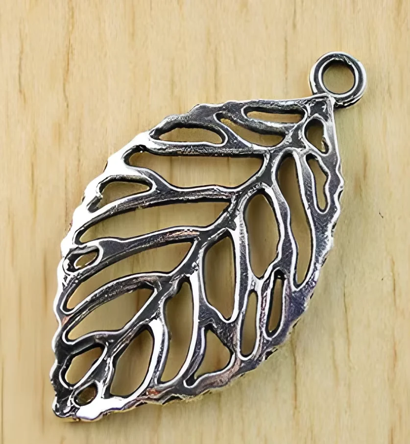 5pcs    50.7x27.5mm  Leaf Hollow out design  Zinc alloy metal charm T0956H