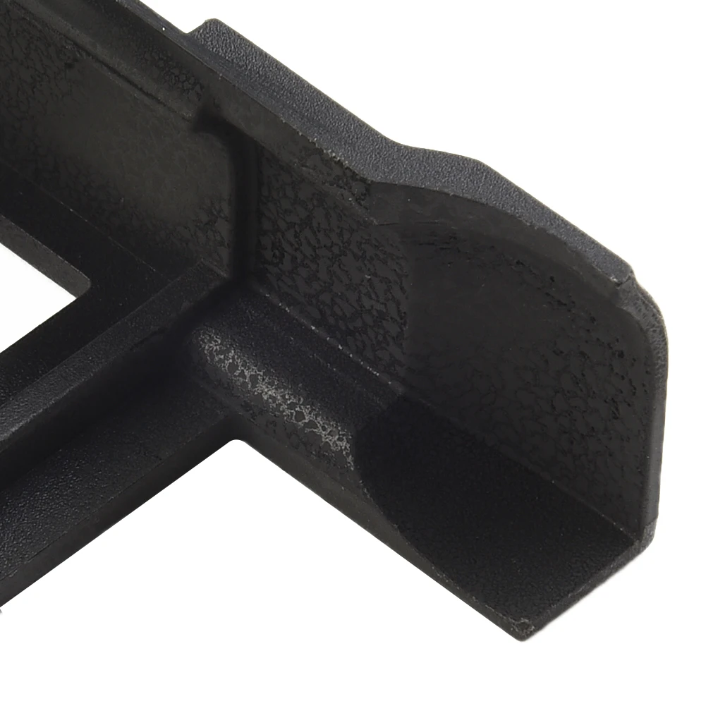 

30Pcs Solar Panel Mud Removal Clip Discharge Water Drain Diversion Clip 30 35 40 Mm Outdoor Electrical Equipment