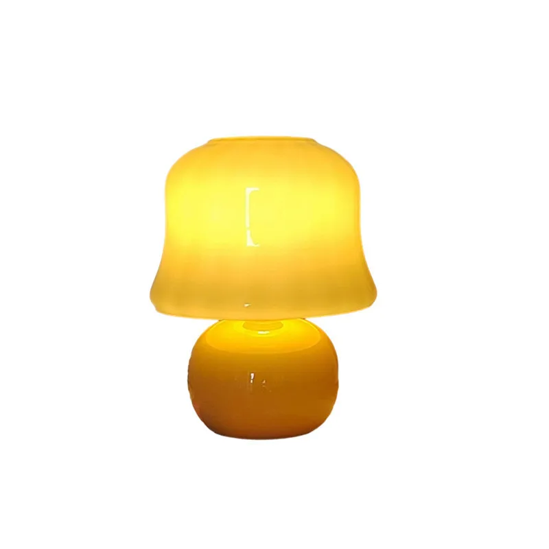 

French cream desk lamp, antique glass living room atmosphere decoration, bedroom bedside lamp, high-end feeling