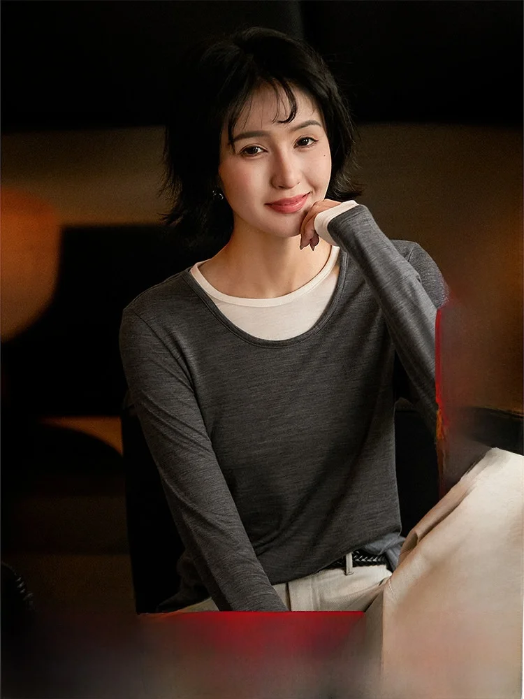 

XiaoHanGe MIU Sle Long Sve Camere Lenzing Wool Blend round Ne T-irt Easy Breezy Two-Piece Look Autumn ential