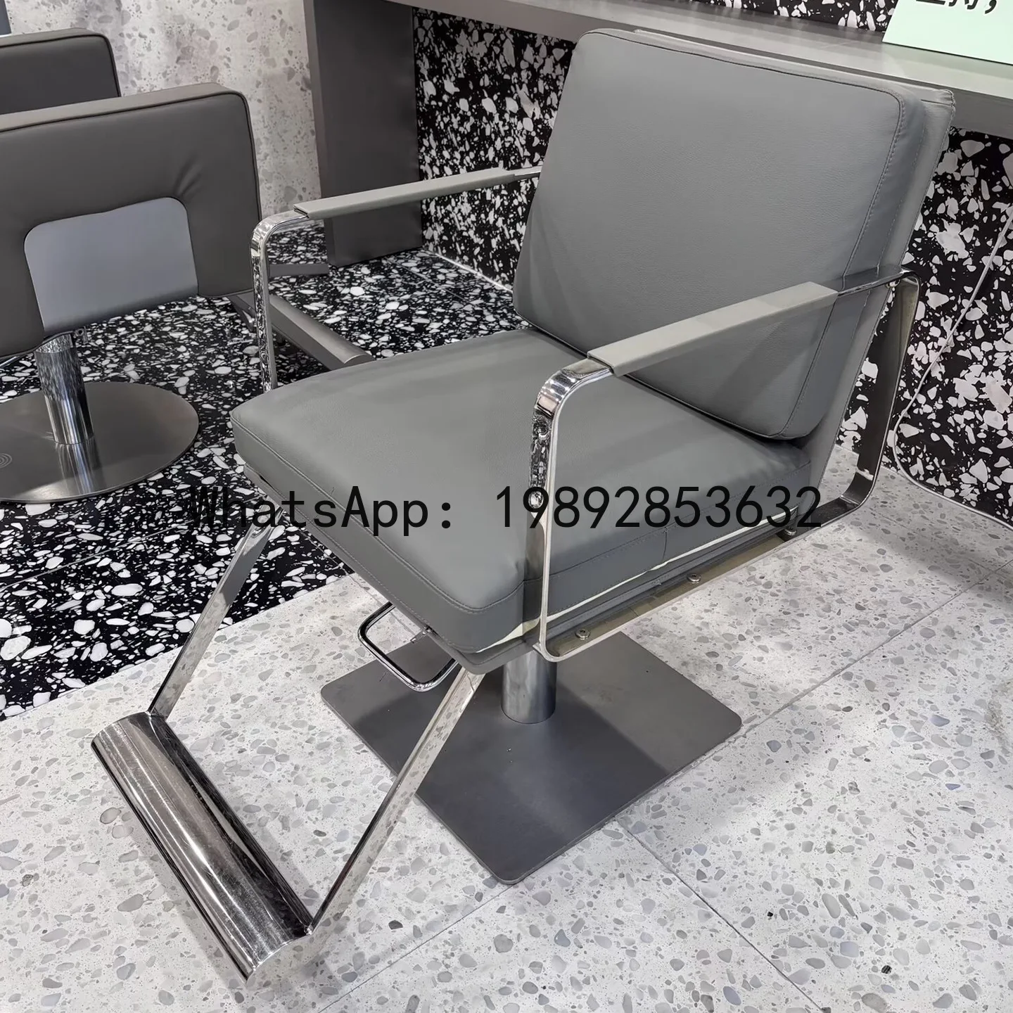 CZ Fashion Barber Shop Chair Salon Special Comfortable Perm Dye Seat Hair Salon Rotatable Adjustable Haircut Stool