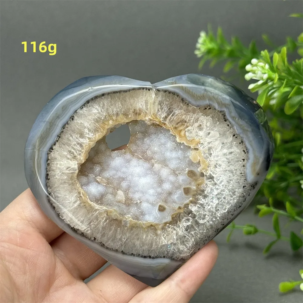 Natural gemstone gray agate crystal cave heart-shaped crystal home furnishings aura energy meditation healing witchcraft