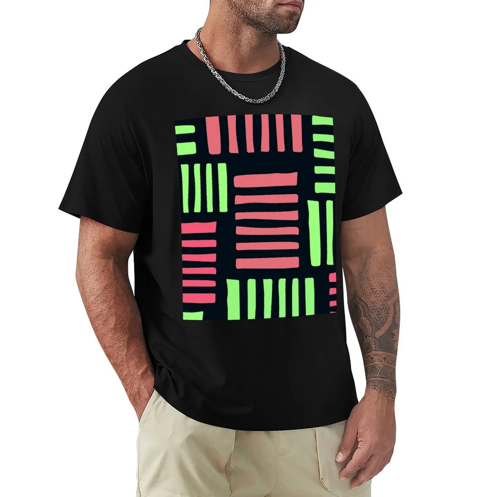 Modern Pink And Green Trendy Scattered Line Pattern T-Shirt Plus Size Quick Dry Sports Tee
