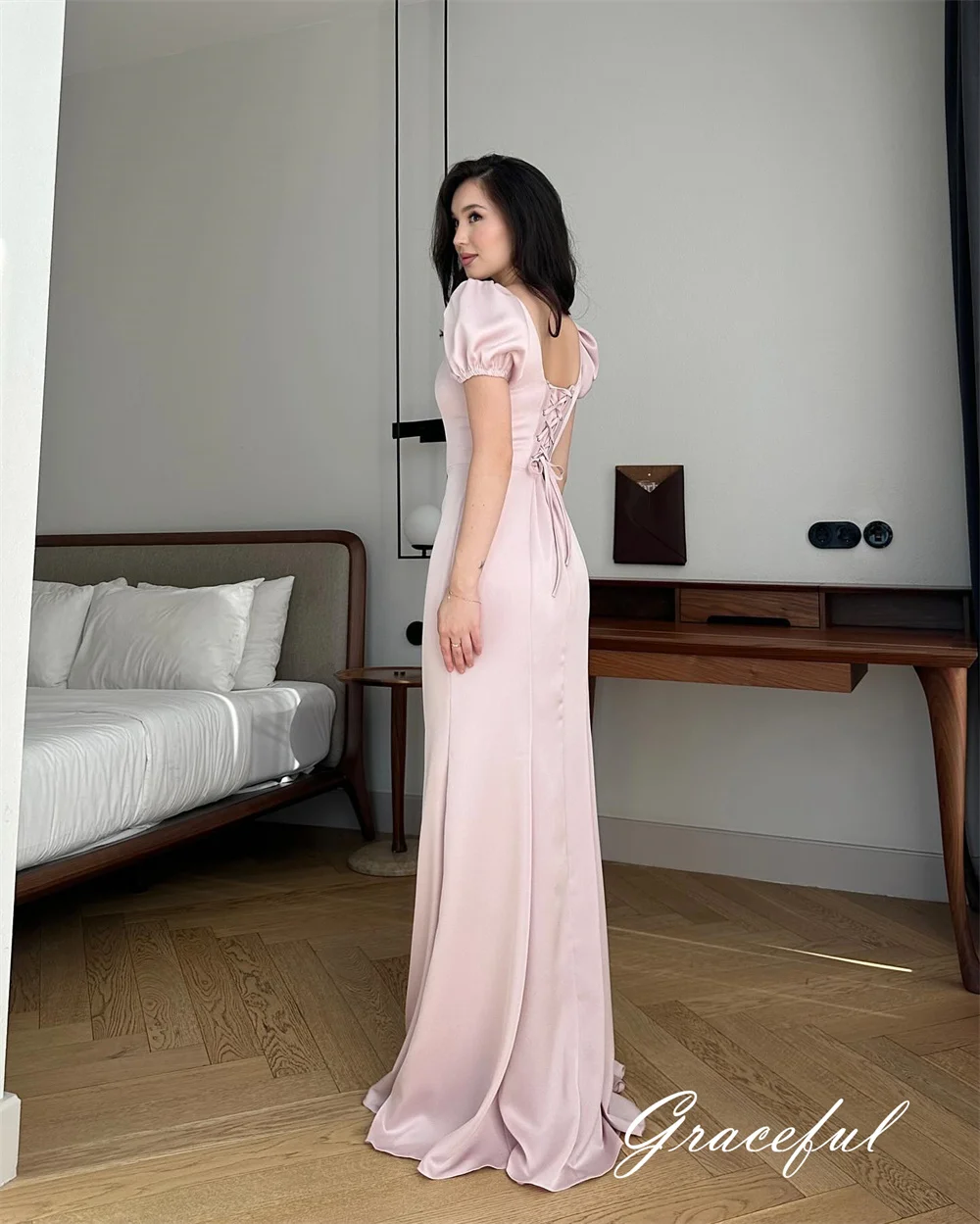 Vestido de noche de satén rosa Simple personalizado, vestido de fiesta de manga corta con cuello cuadrado a la moda, largo hasta el suelo Formal, Celebri