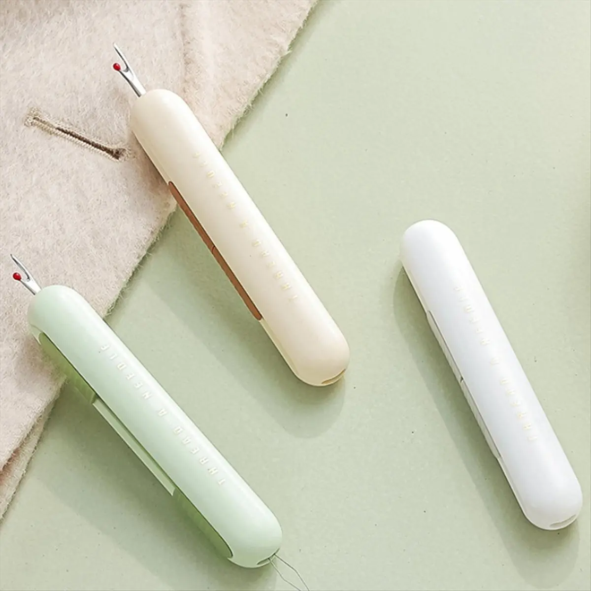 [BLACKFRIDAY]2-In-1 Stretchable Sewing Seam Rippers,Manual Sewing Tools,Household Sewing Accessories,Needle Work Patterns,Green