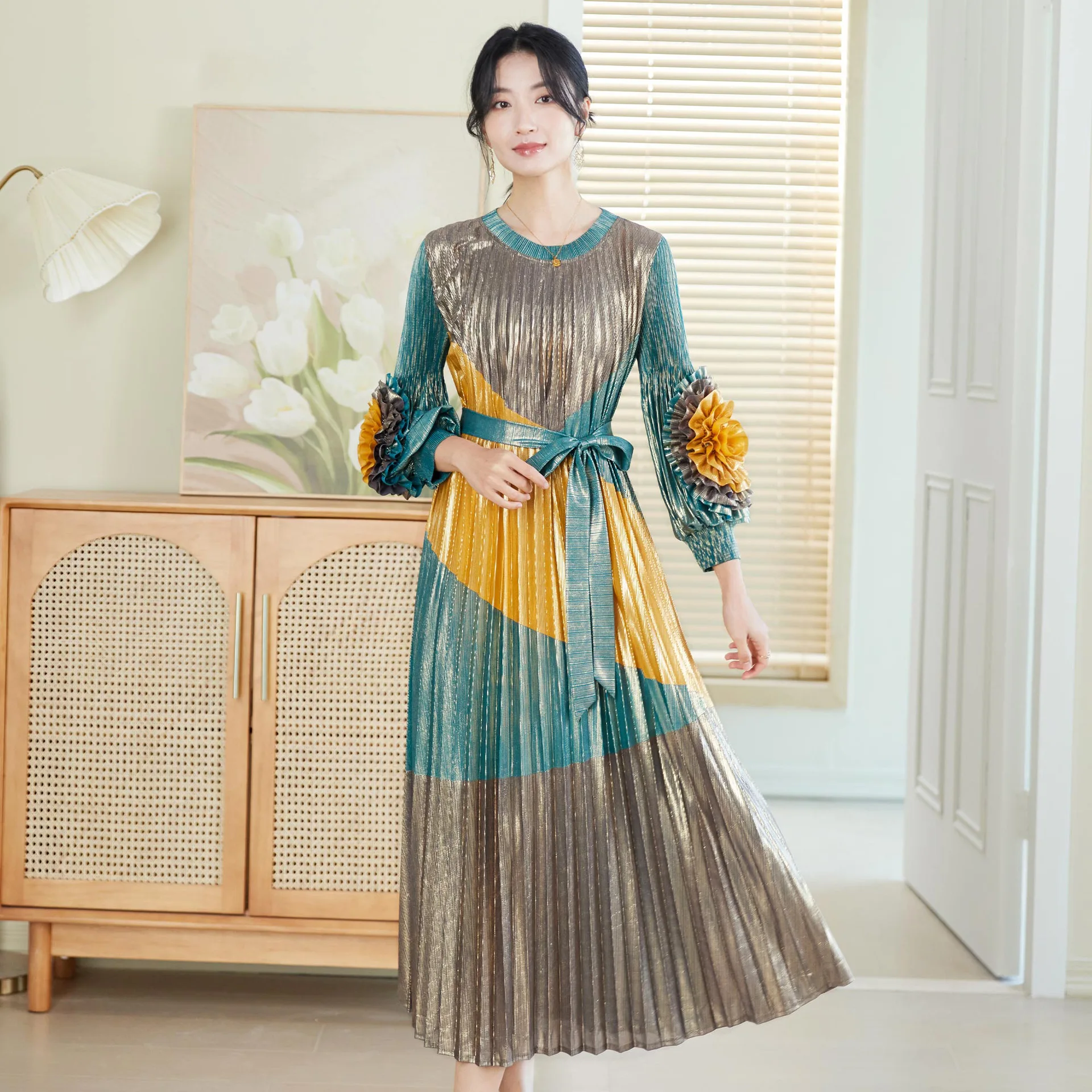 Miyake High-end Temperament Dress Spring 2025 New Age-reducing Foreign Style Loose and Elegant Pleated Long Dresses Women