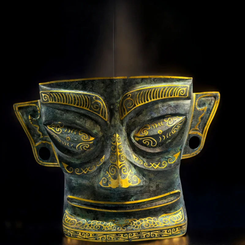 

Antique Bronze Gold-Plated Craft Sanxingdui Mask Brass Ornament Collectible Home Decor Decoration