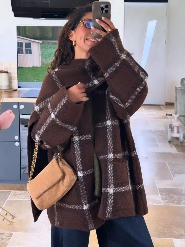 Elegant Women's Knit Plaid Cardigans With Scarf Loose V-neck Pockets Full Sleeve Warm Sweater 2026 Autumn Lady Contrast Knitwear