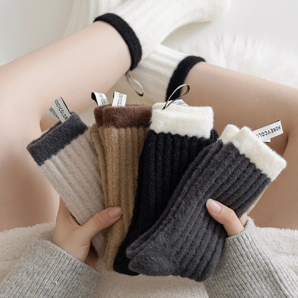 

Comfortable Thicken Plush Warm Cashmere Socks Mid Tube Keep Warm Plush Socks Fabric Label Winter Socks Winter