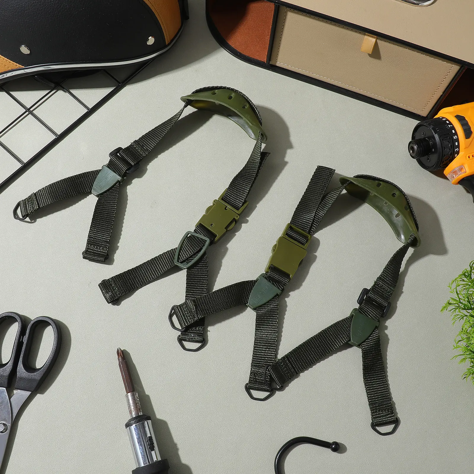 

2Pcs Adjustable Chin Strap with Iron Hooks Premium Nylon Chin Cup Strap for Batting Football Baseball Softball