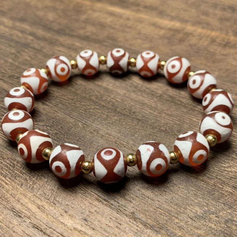 Premium Weathered Red Flesh Three-Eyed Dzi Bead Bracelet with Patina Agate Ethnic Style Single Circle Unisex Bracelet