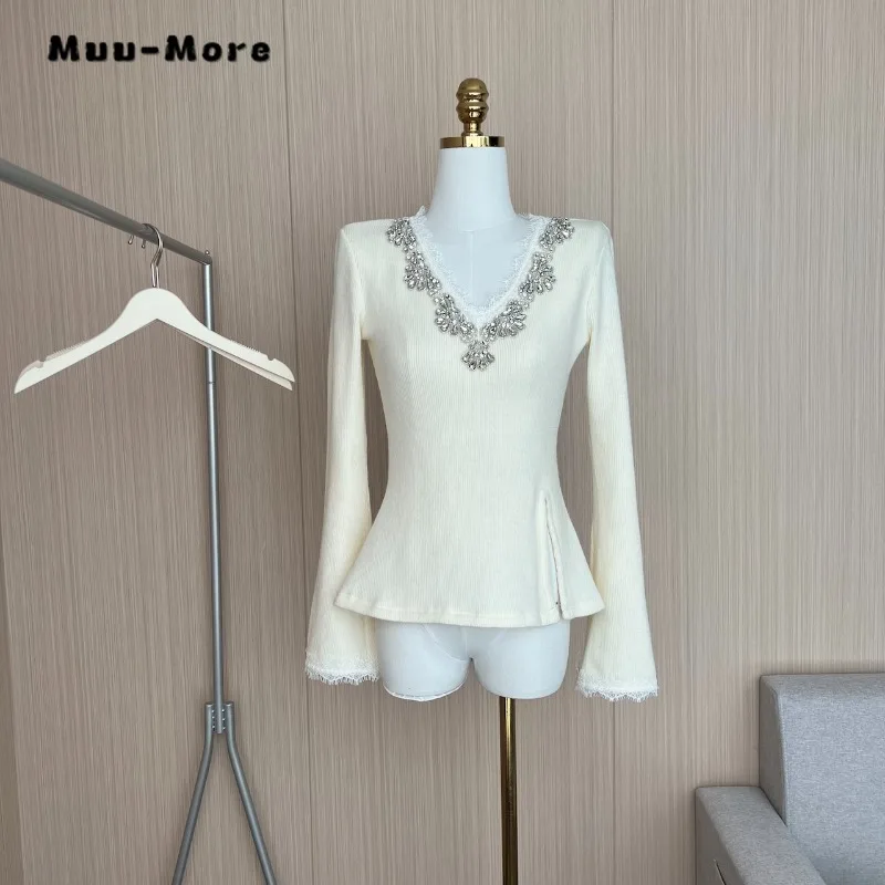 2024 Spring Elegant Casual Lace Long Sleeve V-Neck T-Shirts Women Luxury Sexy Style Knitting Slit 3D Decoration White Tees Tops