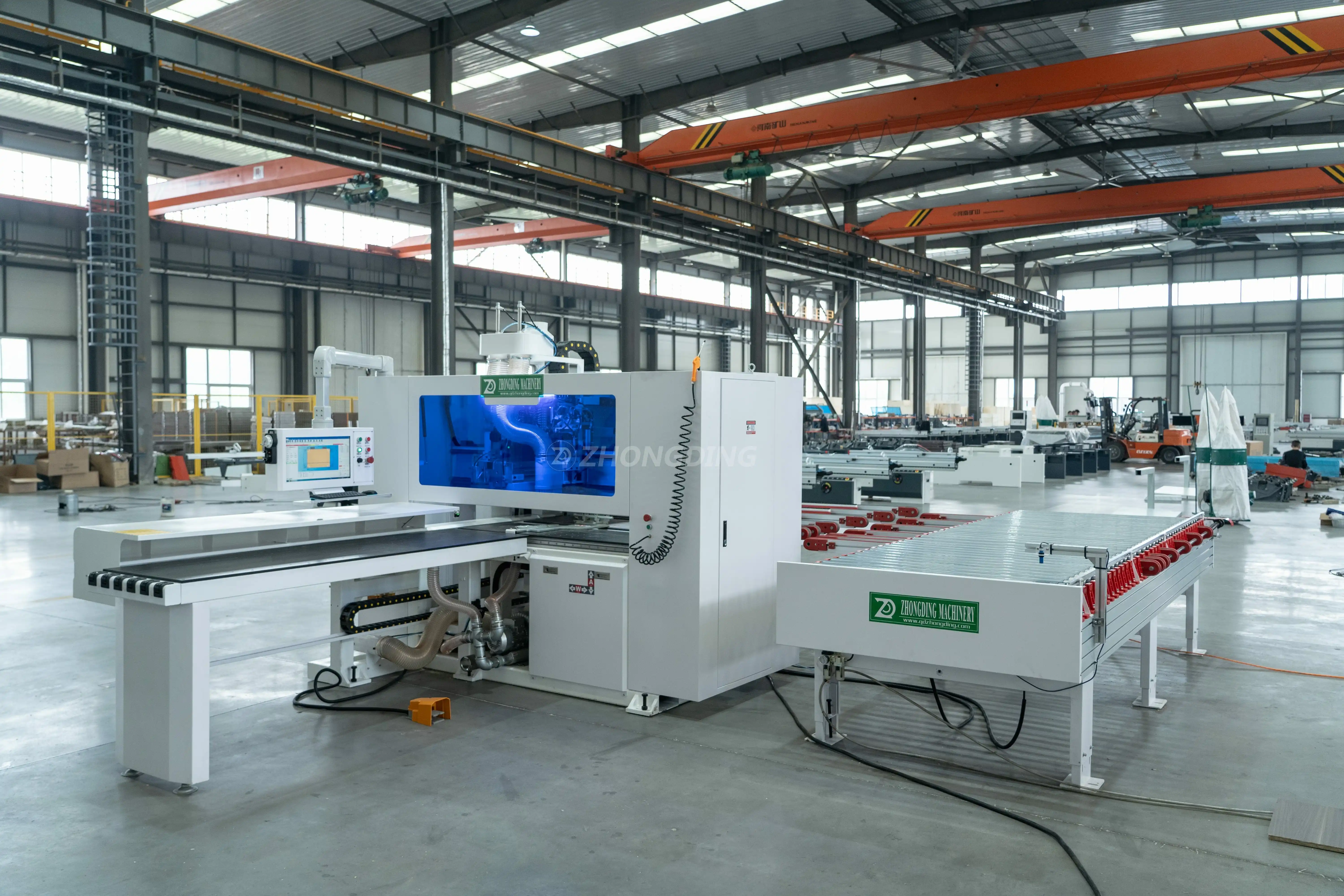 Automatic Six Side Drilling CNC Machine Horizontal Wood Boring for Furniture and Construction Industries Used