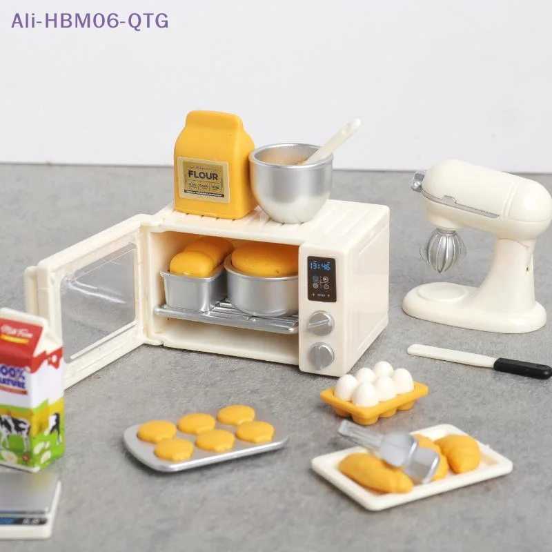 [New] 1 Set New 1/12 Scale Miniature Dollhouse Food Electronic Oven Model Pretend Bread For Doll Accessories