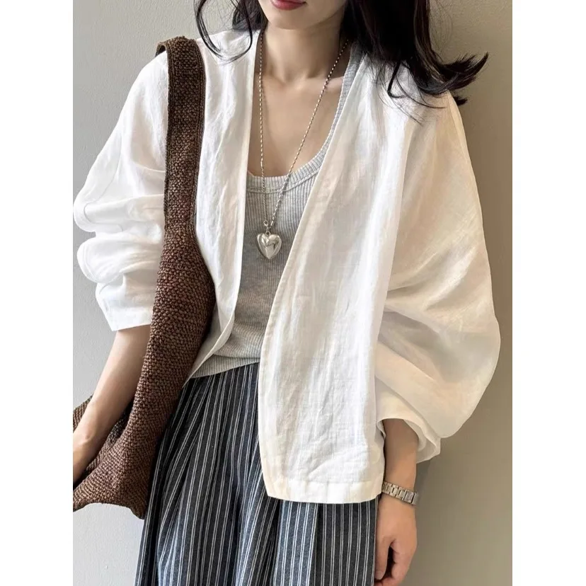 Chaqueta Retro de lino blanco para mujer, cárdigan abierto artístico de manga larga, Top fino y suelto, ropa de protección solar