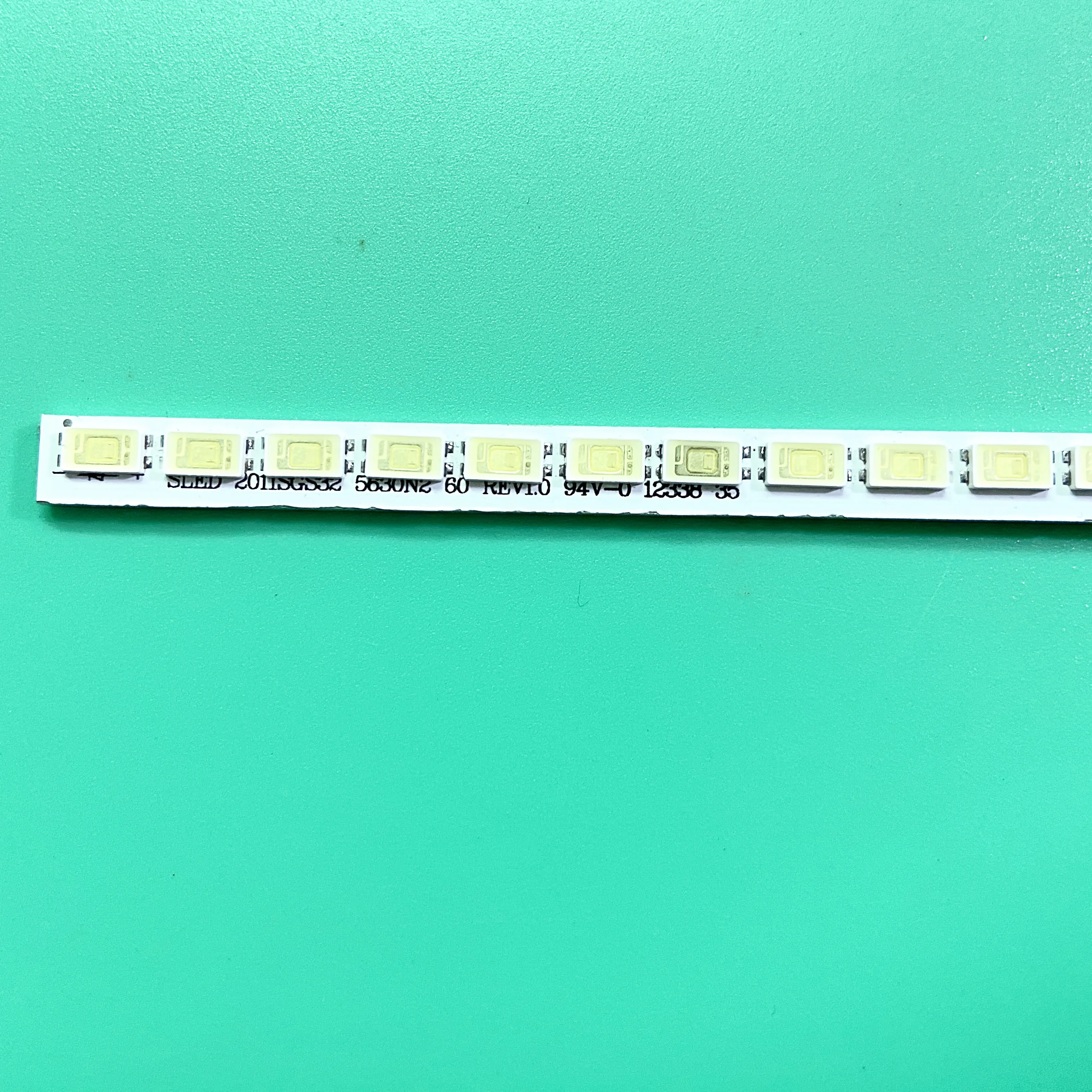 60LED 413MM LED-Hintergrundbeleuchtungsleiste für Toshiba 32KL934R 32KL933R DP32242 32DL934B SLED 2011SGS32 5630N2 60 LJ64-03597A LTA320AN12