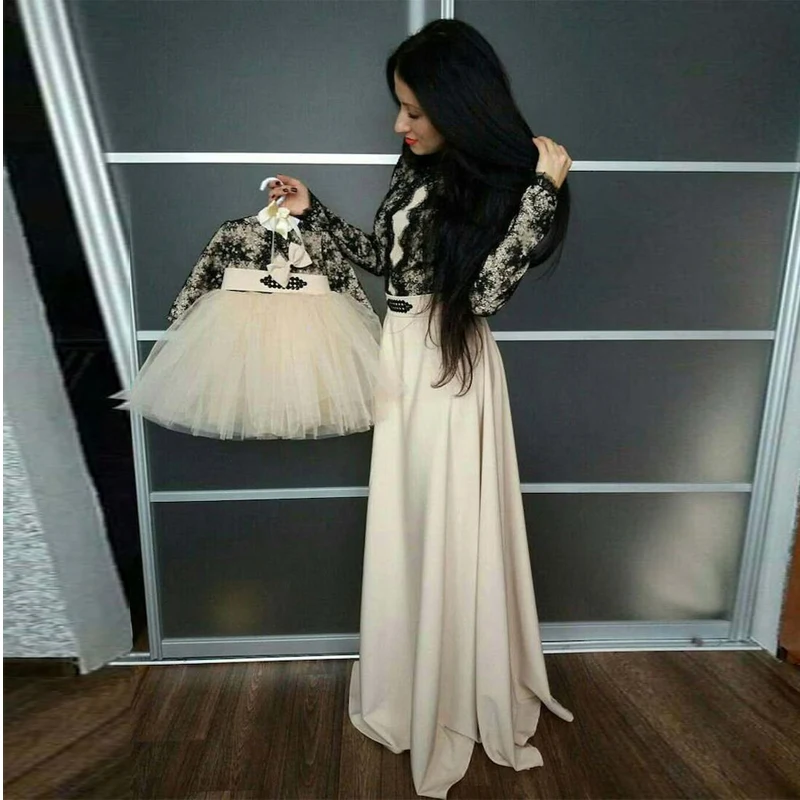 

Elegant Mother Daughter Matching Dresses Black White Lace Gown Birthday Photoshoot Dress Wedding Guest Dress