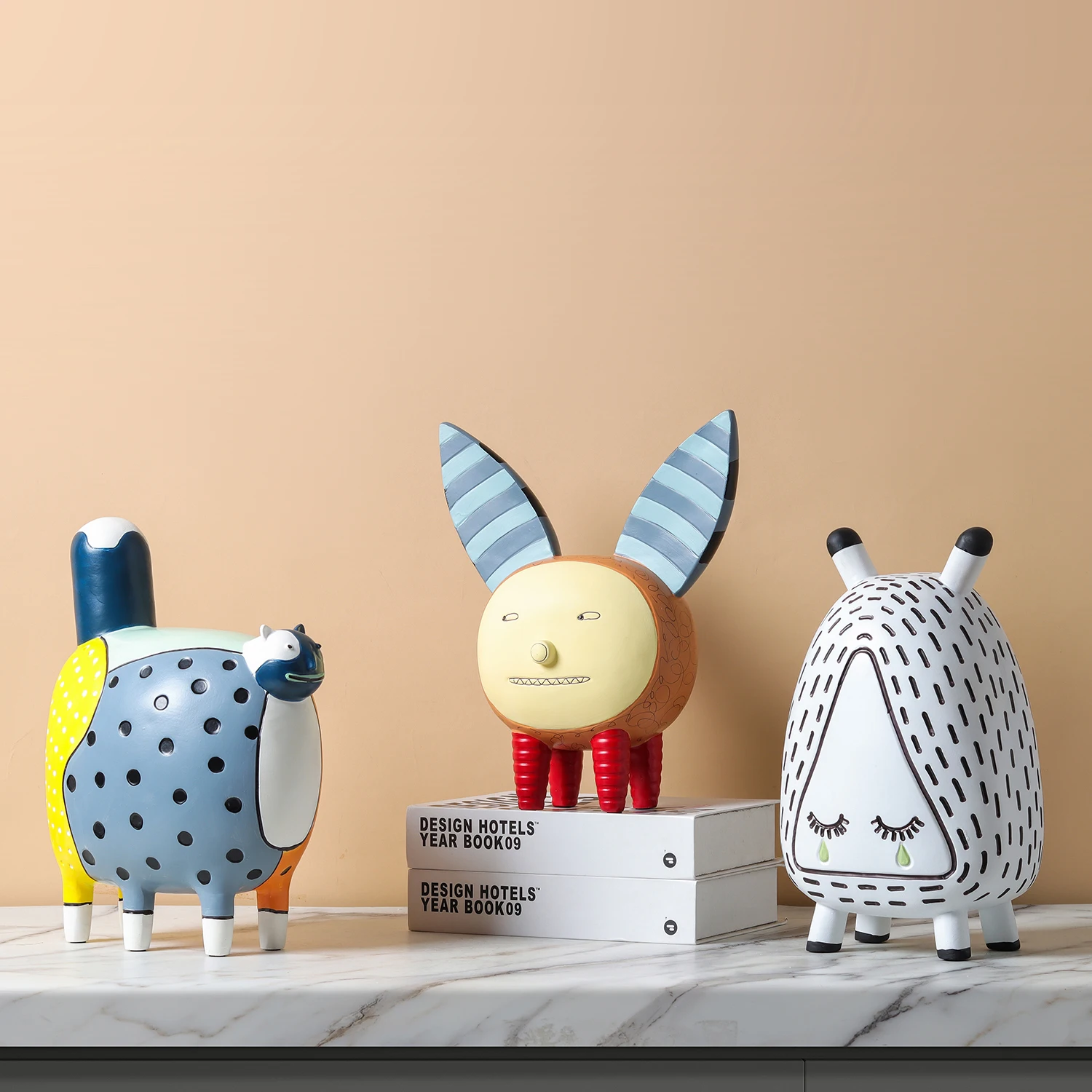 Modern Nordic Cartoon Abstract Animal Resin Figurine Home Decorative Accessories Fun  Home Sample Room Decorations